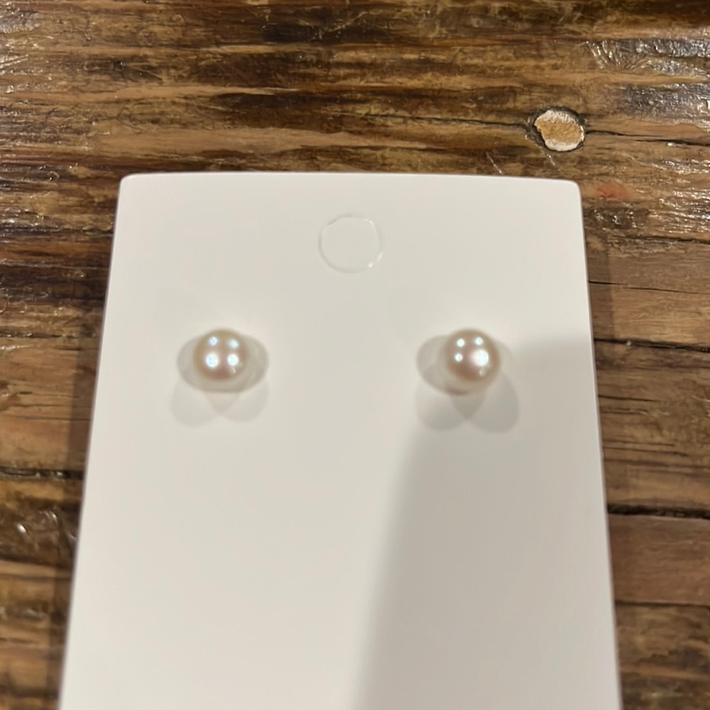 White Freshwater Pearl Stud Earrings